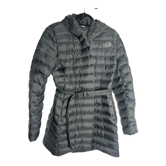 The North Face Women's Gray Belted Puffer Jacket - Picture 2 of 8